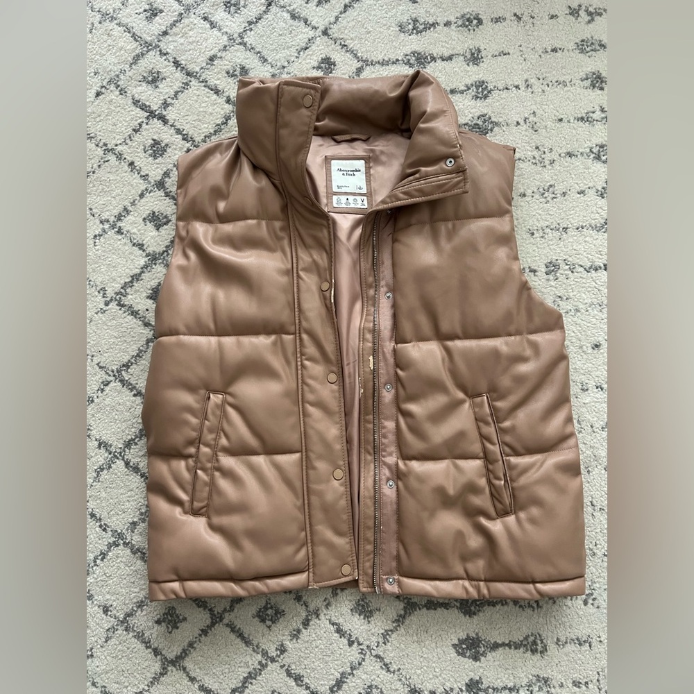 Abercrombie Puffer Vest